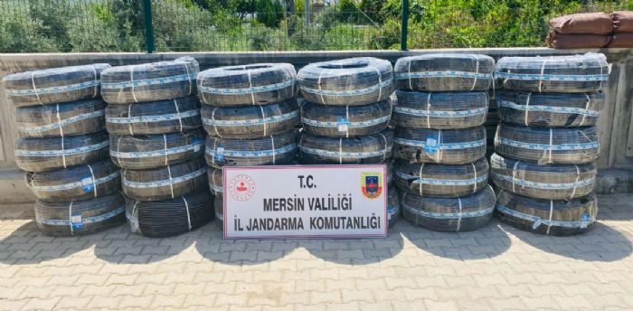 Mersin’de  Yerinden Damlama Sulama Borusu alan 2 pheli Tutukland