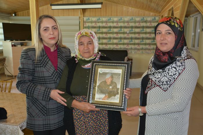 Glnar Belediyesi Anneler Gnnde ehit Annelerimizi Unutmad