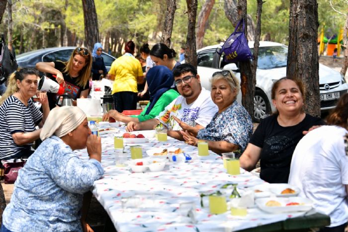 Mersin Bykehirden zel Gereksinimli Bireylere zel Piknik Etkinlii