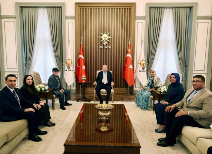 Cumhurbakan Erdoan, Mersinli ehit ailesini kabul etti