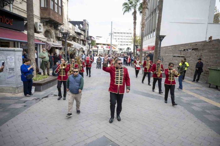 Mersinde farkndalk yry dzenlendi