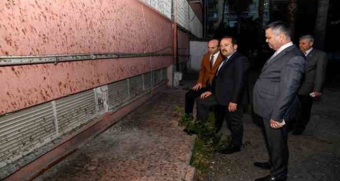 Mersin’de deprem hasarlarndan dolay 76 okul boaltld