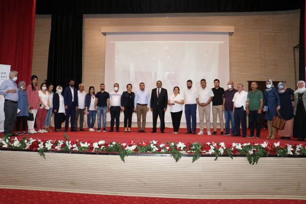 Ba�kan Y�lmaz’dan, Canla Ba�la �al��an G�n�l Ba�� Ekibine Te�ekk�r Plaketi