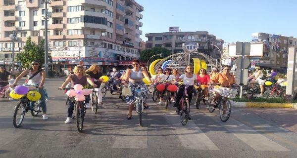 Tarsus’ta Ssl Kadnlar Bisiklet Turu