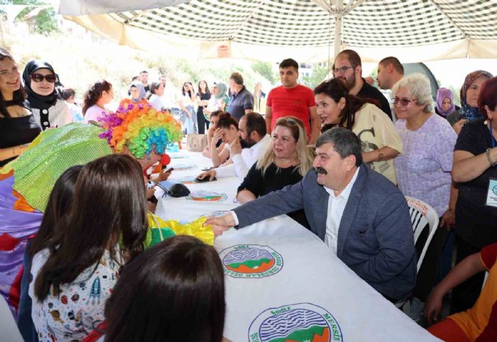 Bakan Yldz, zel bireylerle piknik yapt