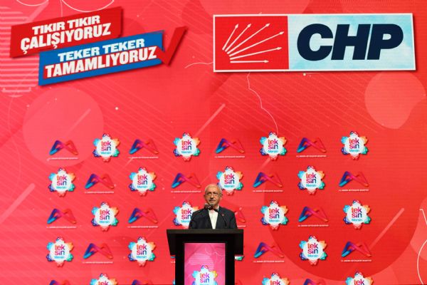 Chp Lideri K�l��daro�lu �Teksin Mersin� Lansman�na Kat�ld�