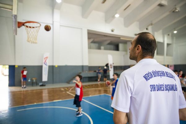 Mersin Bykehir, Erkek Basketbol Takmnn Altyap Semelerini Yapt