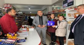 renciler bakkaln veresiye defterini satn ald