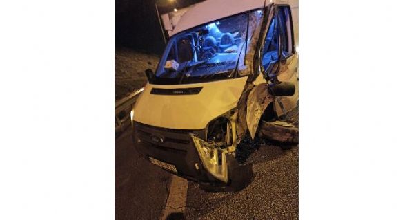 Tarsus’ta zincirleme kaza: 2 yaral