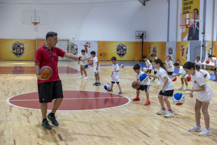 BYKEHRN BASKETBOL KURSU YAZ DNEMNDE DE YOUN LG GRYOR