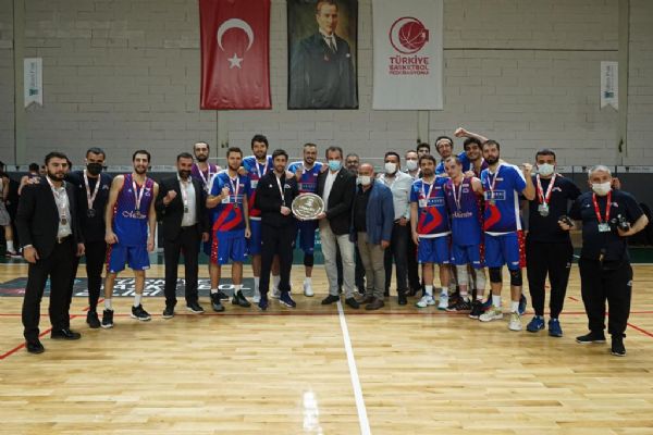 Bykehir’in Voleybol, Basketbol Ve Hentbol Branlarnda ampiyonluk Sevinci