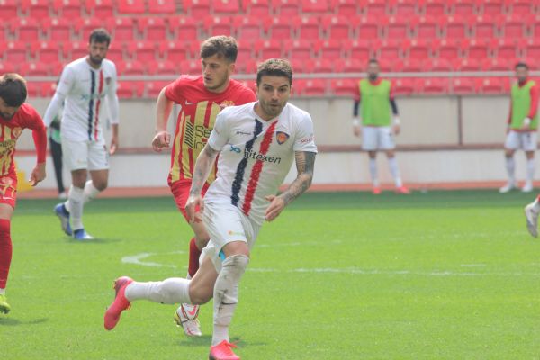 K�rm�z� Lacivertliler, Ofspor�u A��rl�yor