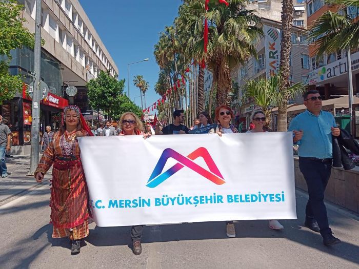 Antalya Uluslararas Yrk Trkmen Festivaline Mersin Damgas