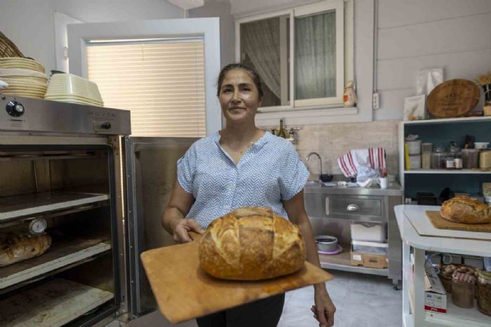 Kadn giriimci, mutfanda balad eki maya ekmek yolculuunu atlyeye tad