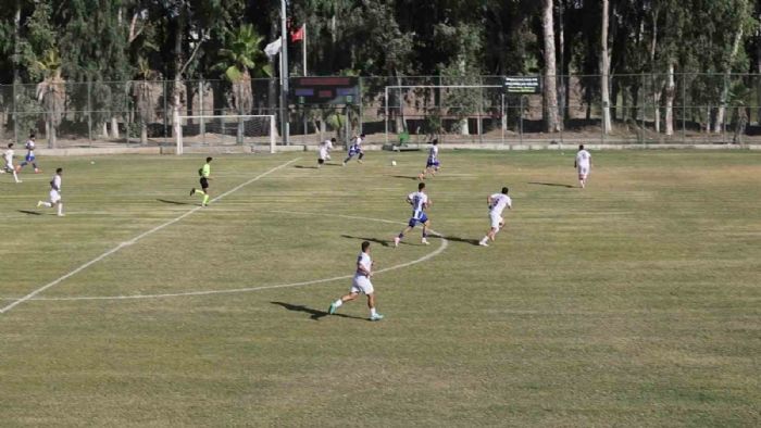 Akdeniz Belediye Spor, sezona galibiyetle balad