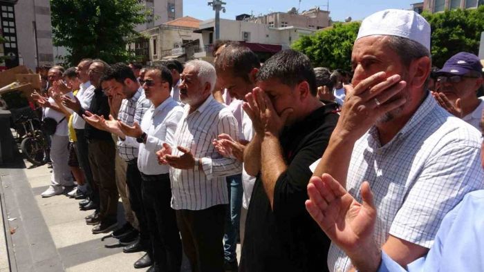 Mersin’de smail Haniye iin gyabi cenaze namaz klnd