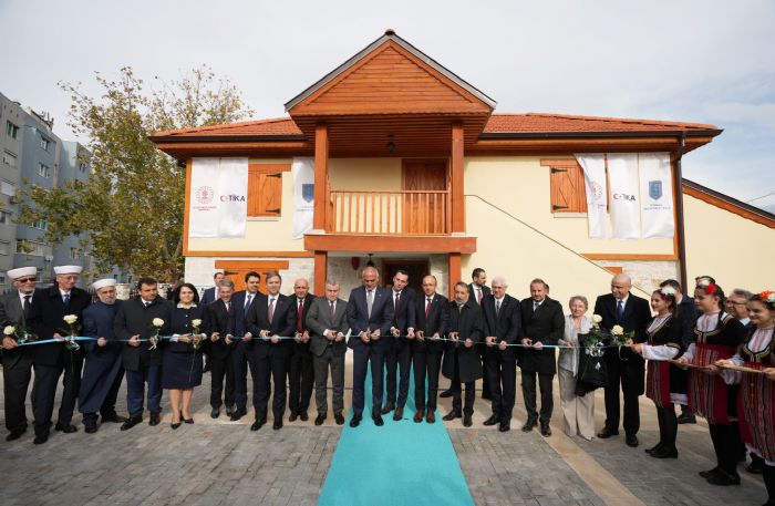 Milletvekili Dr. Levent Uysal Naim Sleymanolu An Evi, Krcaali Merkez Camii Alna Katld