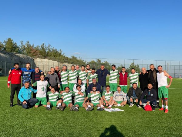 Toroslar Belediyesinin Kurumlar Aras Futbol Turnuvasnda Final Heyecan