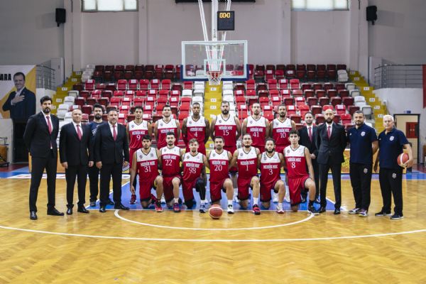 Bykehir Erkek Basketbol Takm Gmbr Gmbr Geliyor