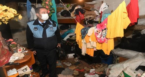 Mersin’de bir evden 5 kamyon p karld