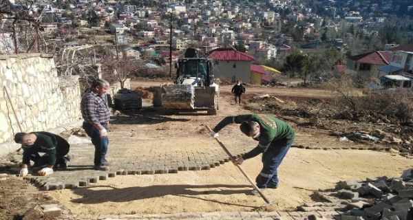 Toroslar’da yayla yollar� yenileniyor