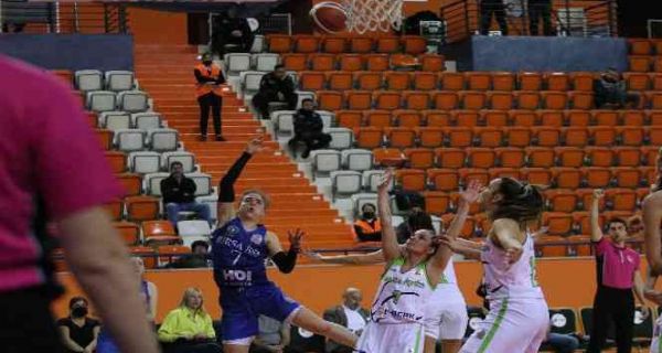 Bit�i Kad�nlar T�rkiye Kupas�: Nesibe Ayd�n: 91 - Bursa B�y�k�ehir Belediyespor: 80