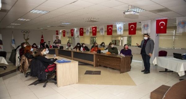 ’Teksin Mersin’ personeline oryantasyon eitimi verildi