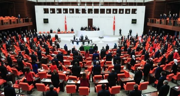 Meclis, WhatsApp i�in harekete ge�ti