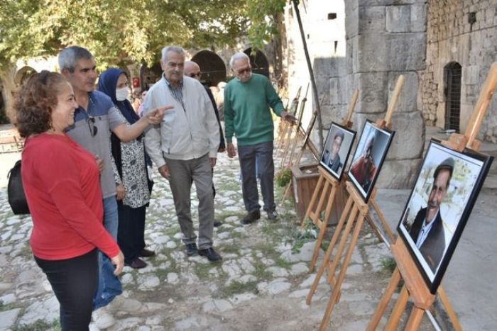 Tarihi Tahan Fotoraflarla Glmsedi