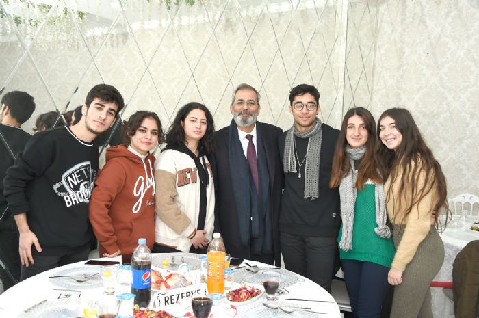 Tarsus Belediyesi niversite rencilerinin Burslarn Hesaplarna Yatrd