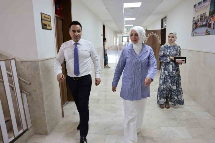 Mersinde okullar 2025-2026 eitim retim ylna hazrlanyor