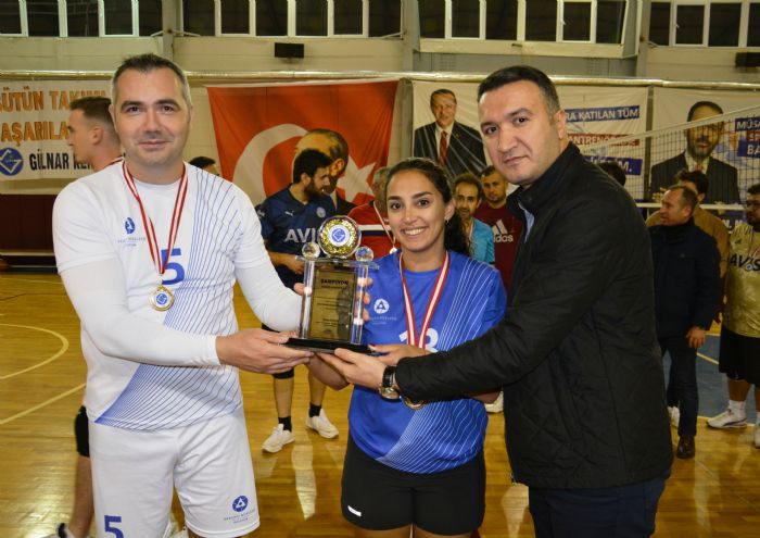 Glnarda Kurumlar Aras Voleybol Turnuvas Sona Erdi