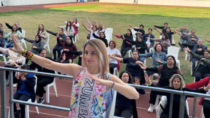 Tarsusta Dnya Engelliler Gn iin engelsiz zumba etkinlii dzenlendi