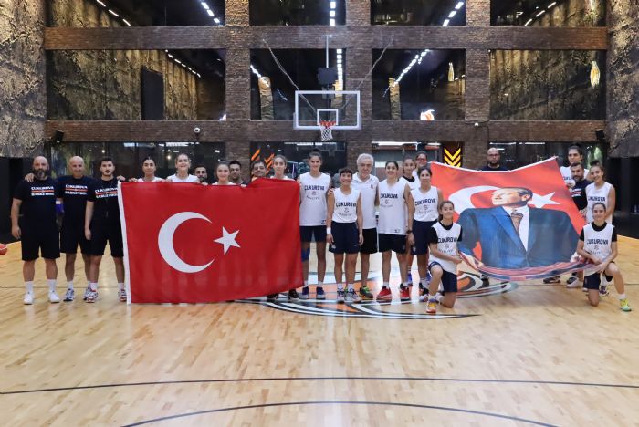 ukurova Basketbol, 30 Austos Zaferi’ni Kutlad